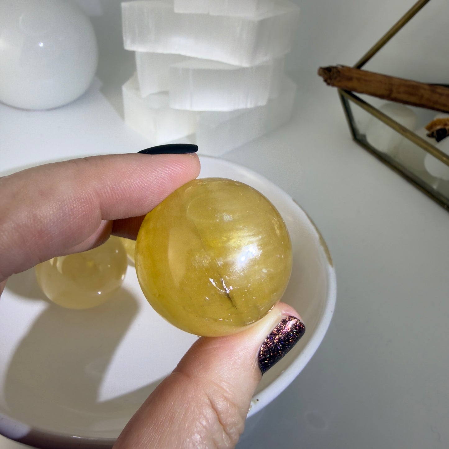 Honey calcite spheres