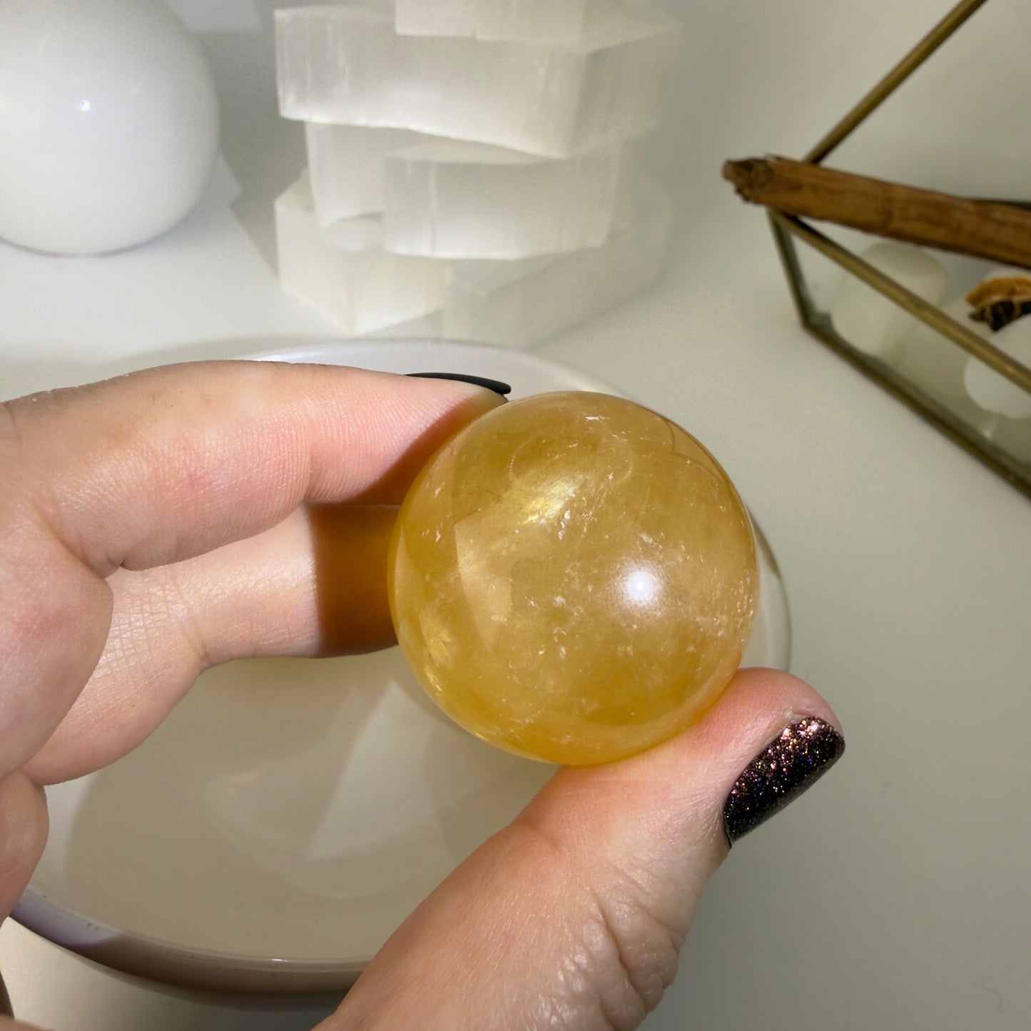Honey calcite spheres