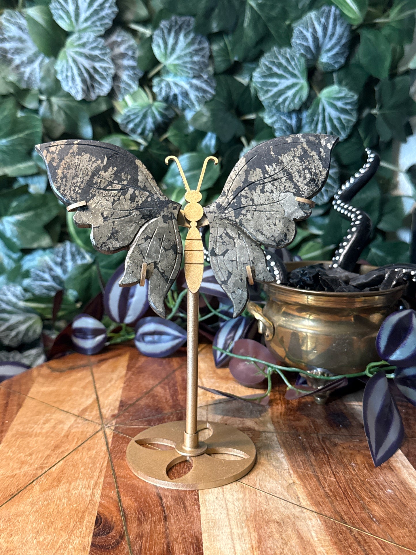 Healer's Gold Wings