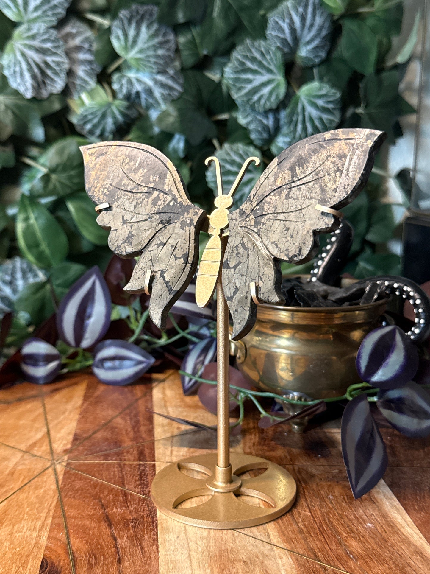 Healer's Gold Wings