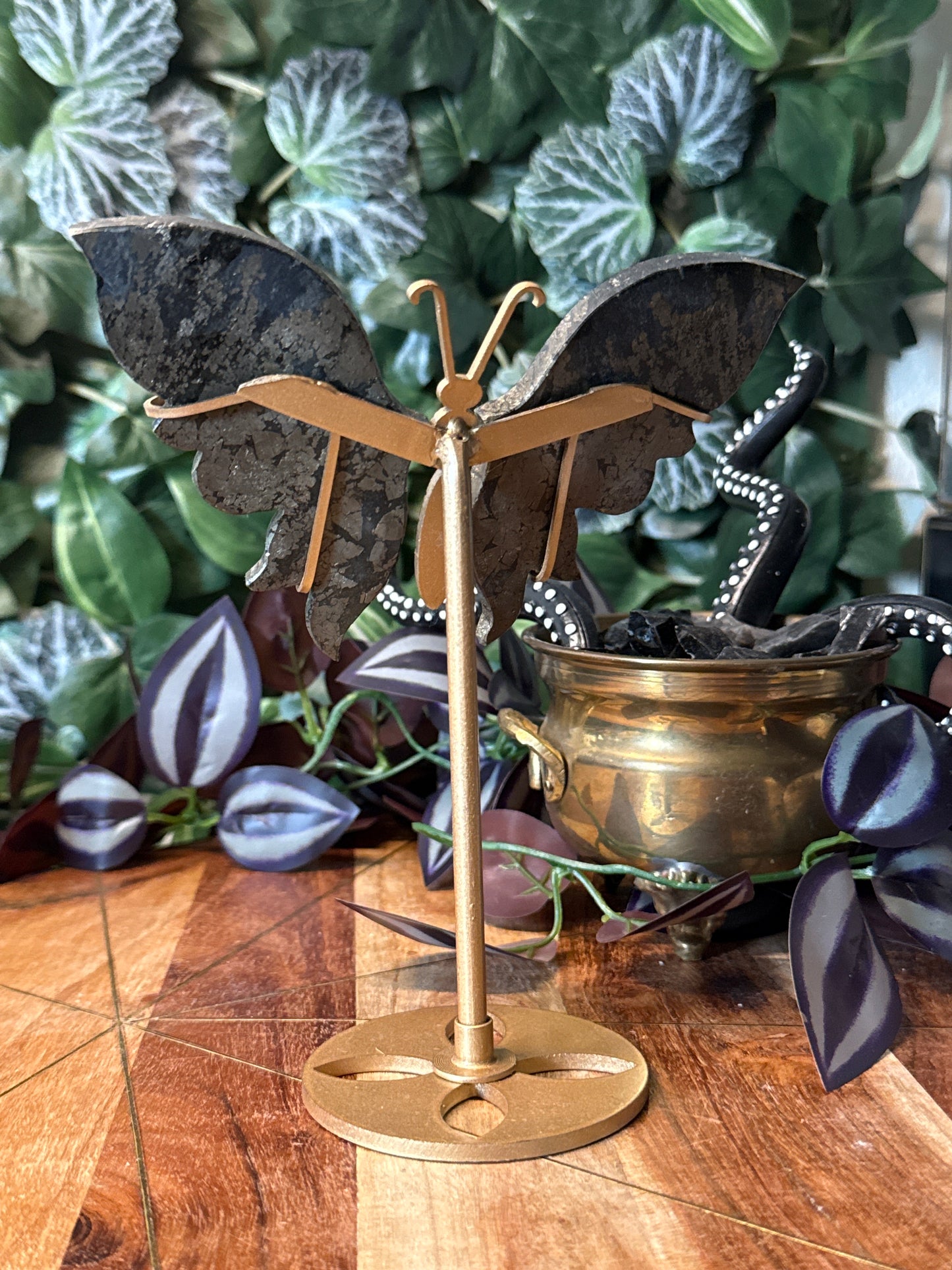 Healer's Gold Wings